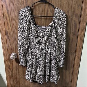 SO Size Small Juniors Short Black Floral Dress - never worn